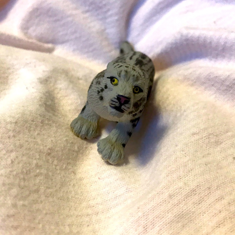 Safari Ltd Snow Leopard